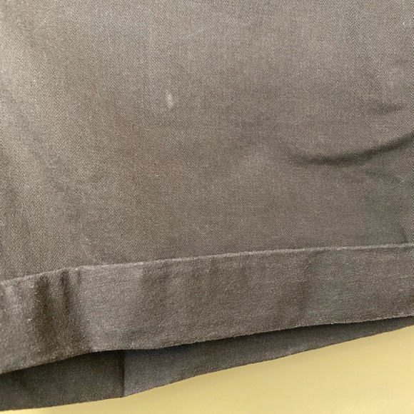 Banana Republic Dark Green/Brown Chino Cuffed Shorts Size 0 - Picture 4 of 9